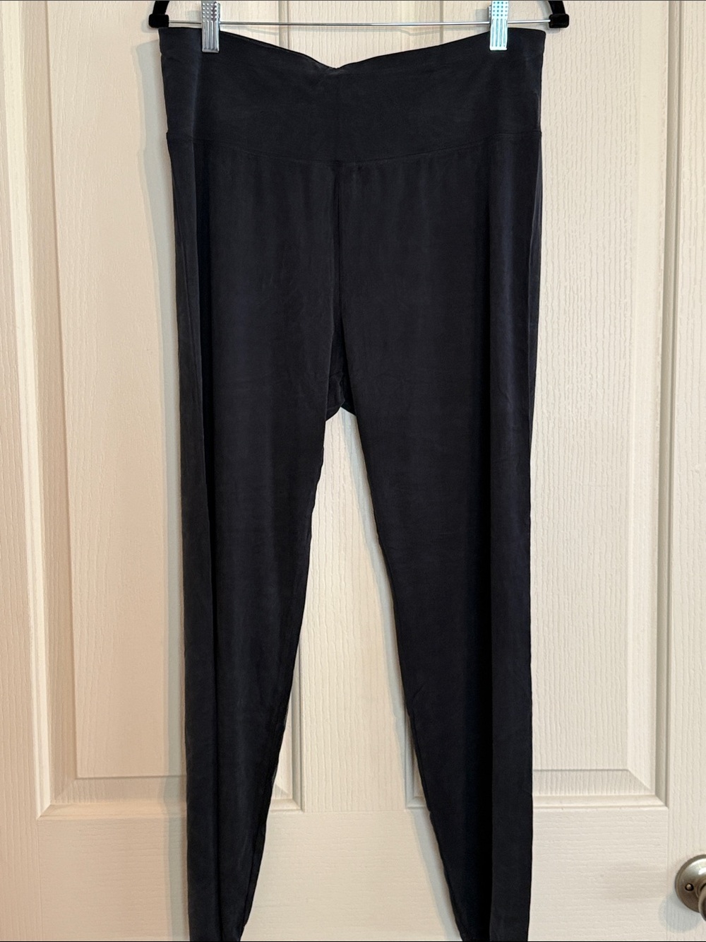 Eileen Fisher Ultra-soft Black Cropped Leggings
